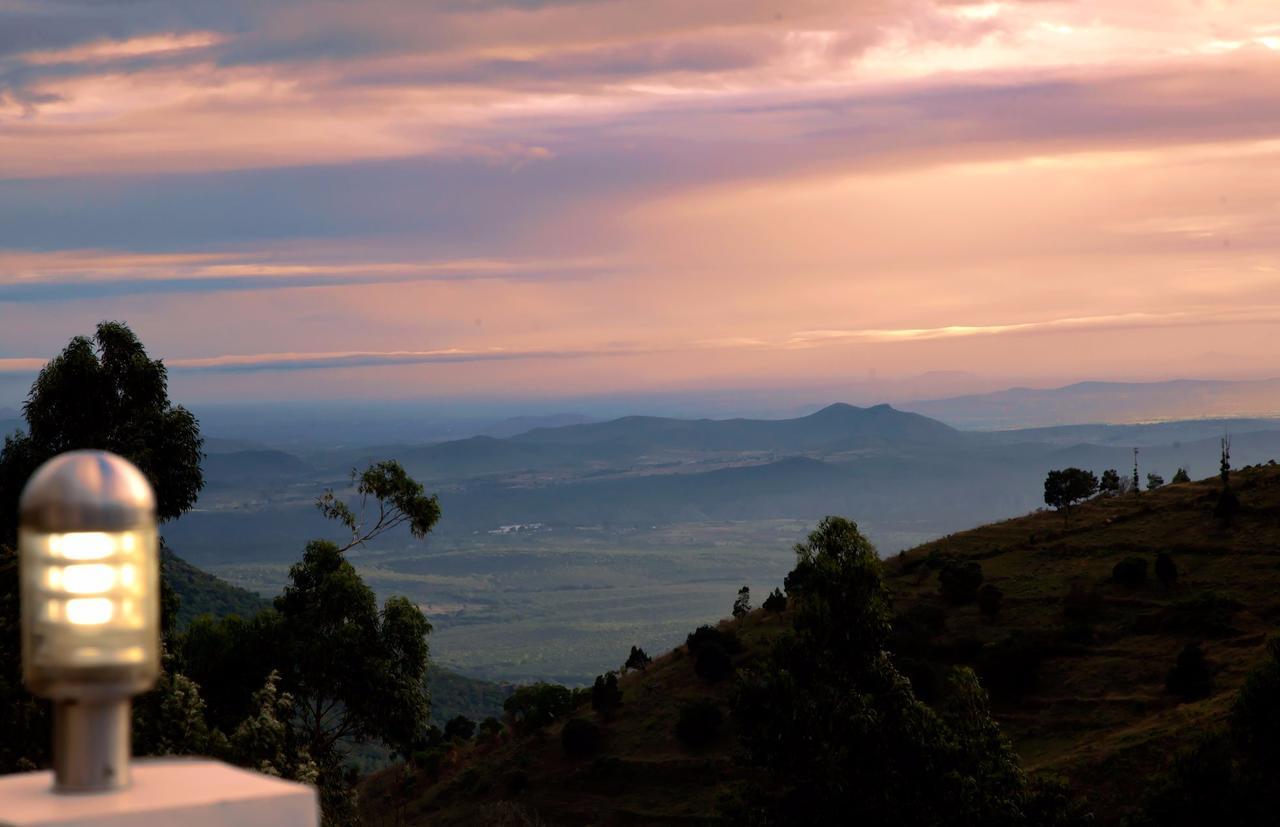 Mount N Mist Hotel Ooty Eksteriør billede